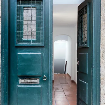 Apartment Estrela's Cellar And Terrace House