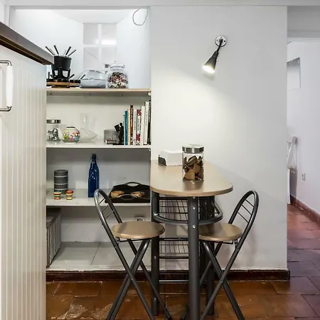 アパート Estrela's Cellar And Terrace House